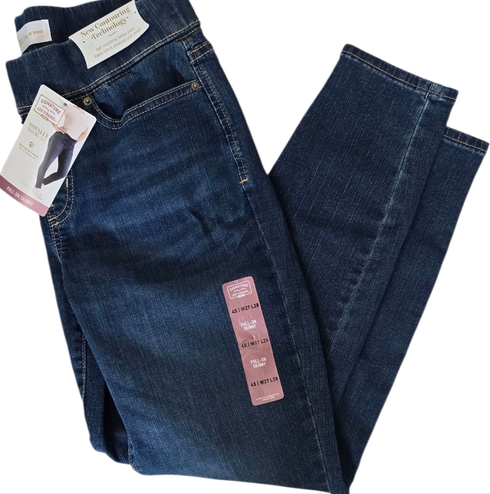 NWT Levis Strauss Signature Pull On Skinny Jeans Size 4/S 27x28